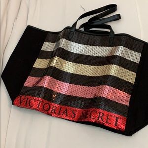 Large Victoria’s Secret tote